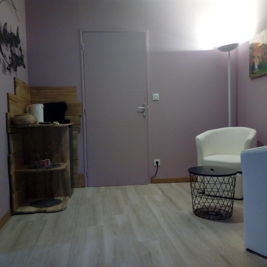 L'Anagramme, Chambres, Table D'Hotes Et Gite Pour Adultes, Naturistes Ou Non ! Cindre Exterior foto