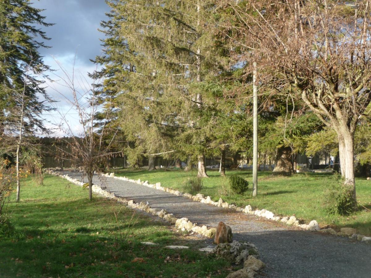 L'Anagramme, Chambres, Table D'Hotes Et Gite Pour Adultes, Naturistes Ou Non ! Cindre Exterior foto