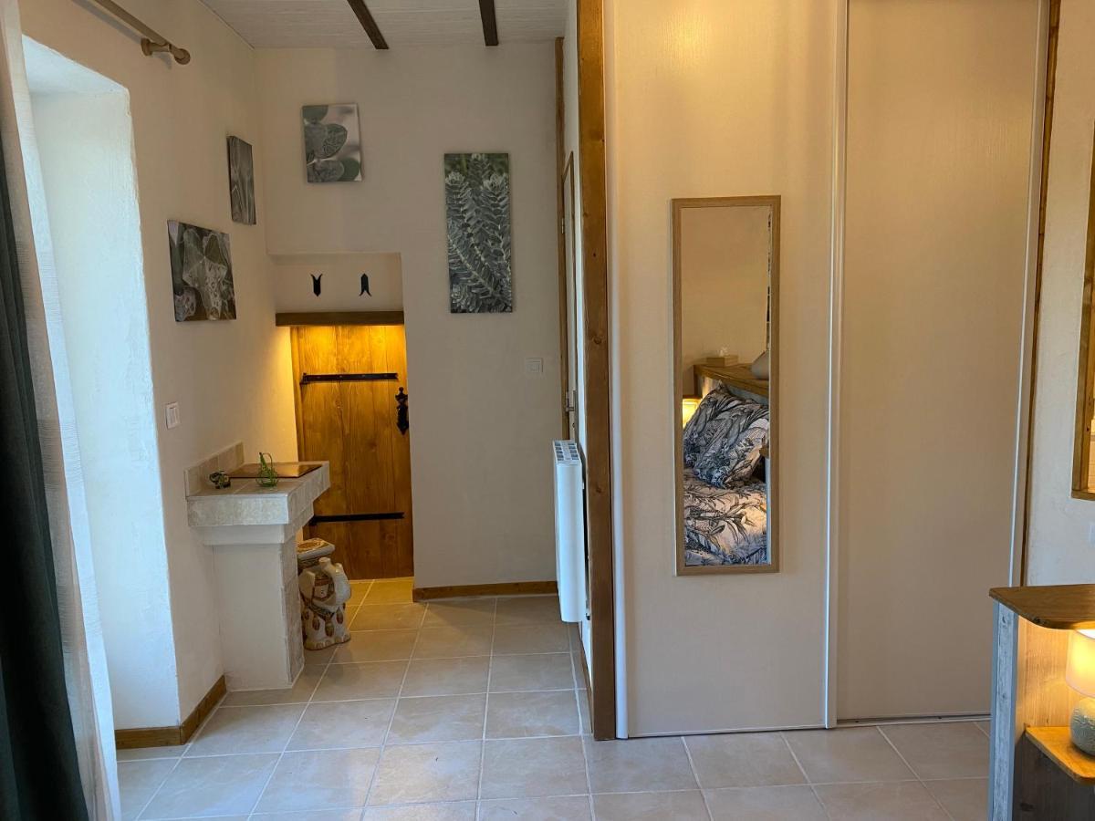 L'Anagramme, Chambres, Table D'Hotes Et Gite Pour Adultes, Naturistes Ou Non ! Cindre Exterior foto